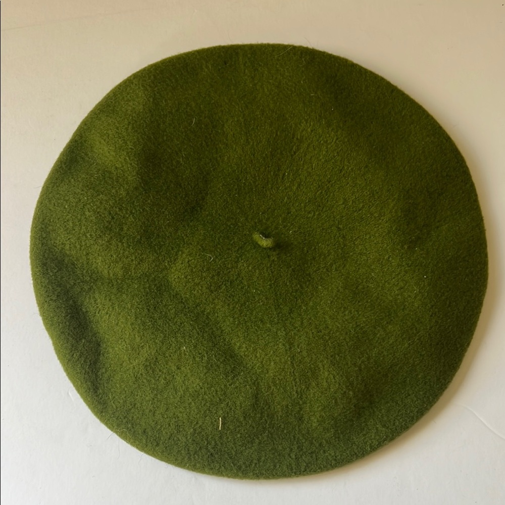 Classic Olive Green Beret
